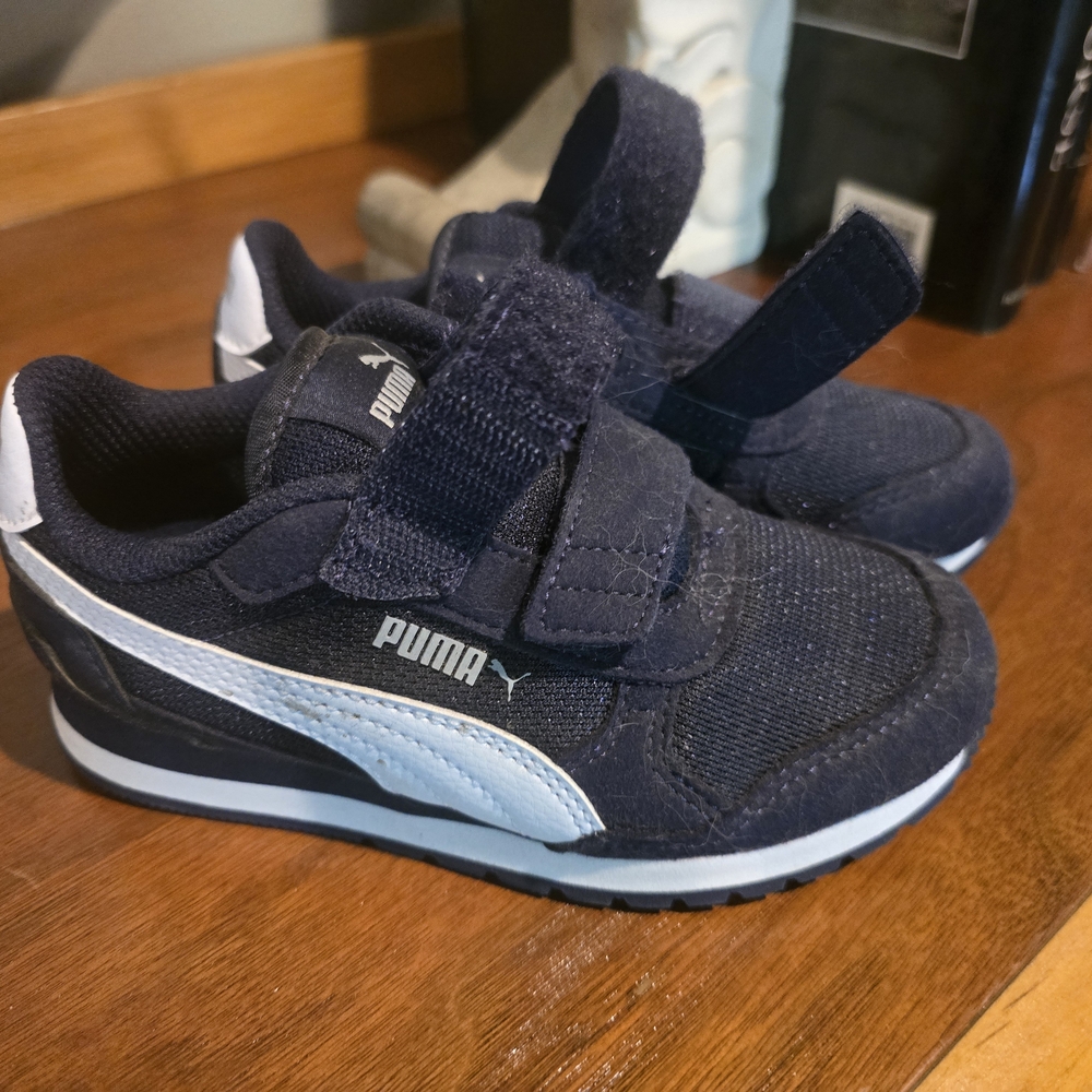 PUMA Kids' Dark Blue and Light Blue Sneakers